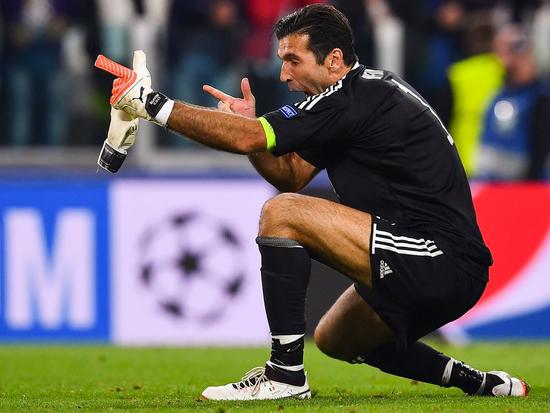 博斯：瑟洛特让球队难以应对；比赛前30分钟属于埃因霍温（博斯：瑟洛特让我们难以招架，前30分钟由埃因霍温主导）