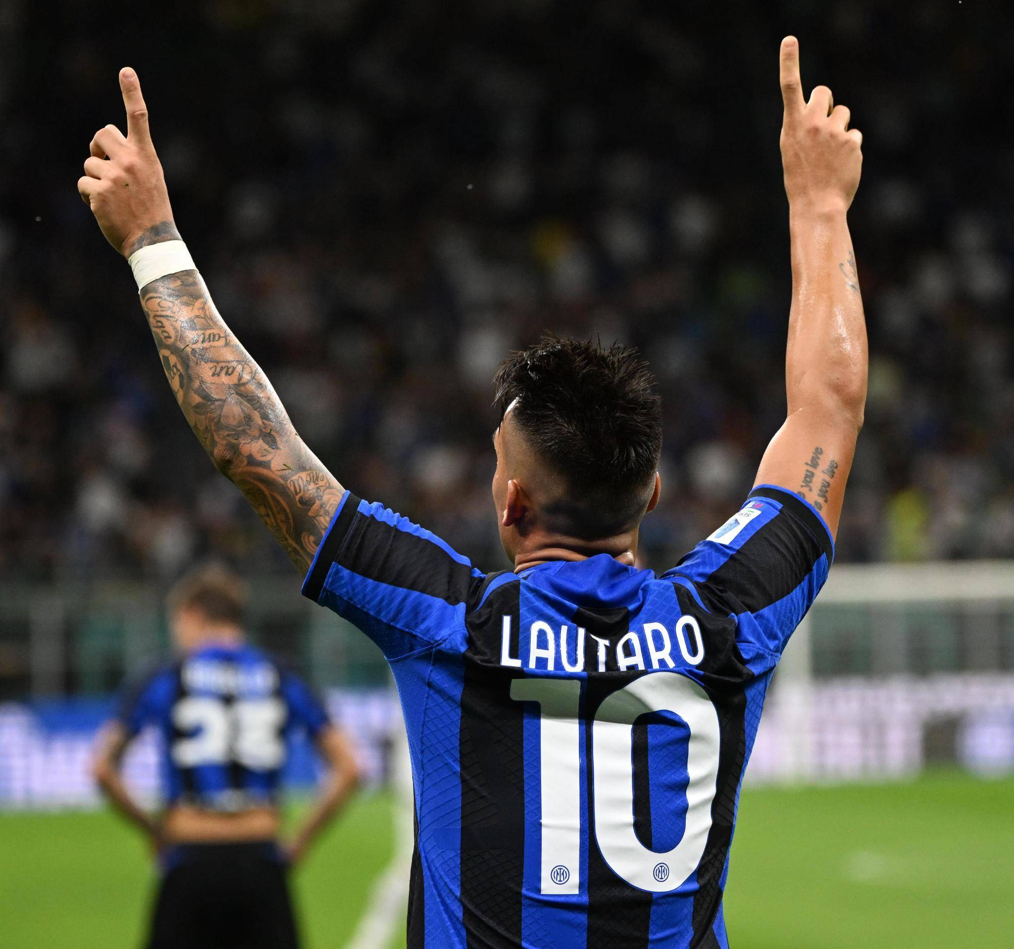 斯基拉：加拉塔萨雷有意卢克曼，并将他列入冬窗引援名单中（斯基拉：加拉塔萨雷将卢克曼列为今冬引援目标）