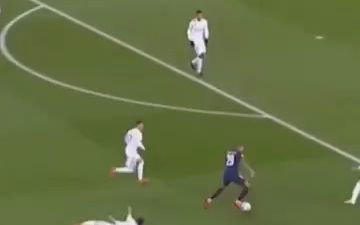 一粒精彩进球，一个属于阿德里安的特别夜晚（绝妙破门，阿德里安的高光之夜）