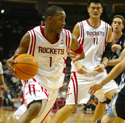 中超俱乐部财政状况恢复中（中超俱乐部财务逐步回暖）