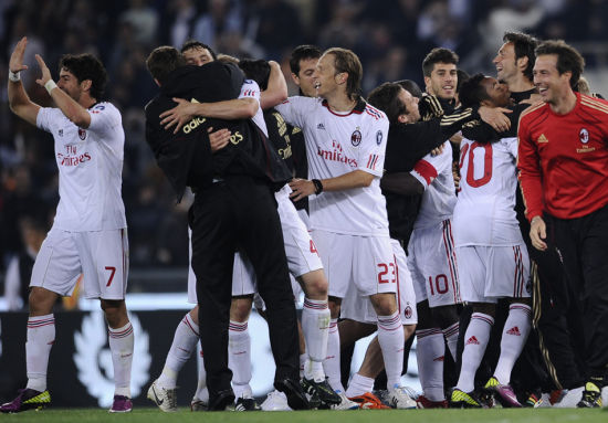 巴萨发出黄色警报：与法兰克福的复仇之战（巴萨拉响黄警：对阵法兰克福的复仇之役）