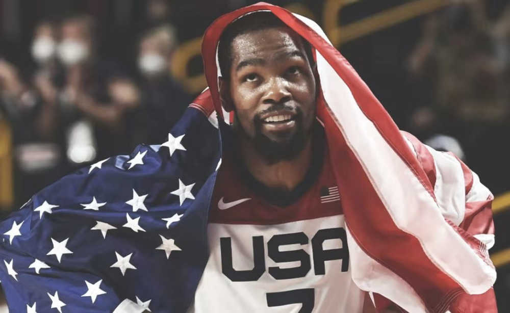 ESPN：斯洛特在利物浦很受欢迎，有人对他被萨拉赫炮轰表示同情（ESPN：斯洛特在利物浦广受好评，有人同情其被萨拉赫抨击）